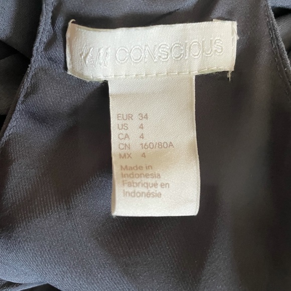 H&M • Gray Open Back Halter Maxi Dress, sz 4 - Picture 8 of 10